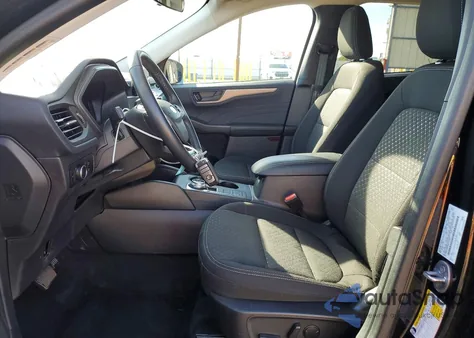 2024 Ford Escape Active z USA, uszkodzony, nr VIN 1FMCU9GN4RUA12855